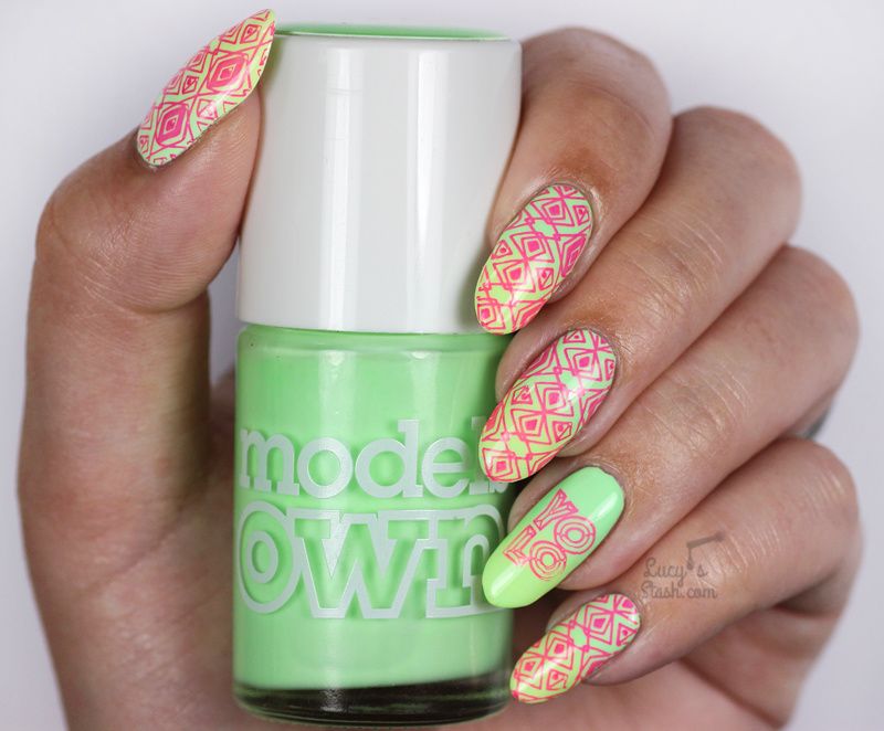 Buy Beromt Neon Nail Polish, Vegan-Friendly, Non-Toxic, Safe Fast Dry, Nail  Art, Gel Effect, Smooth texture, Lustrous, Best High-Shine, Bright Combo of  3-8001,8003,8006 Online at Low Prices in India - Amazon.in