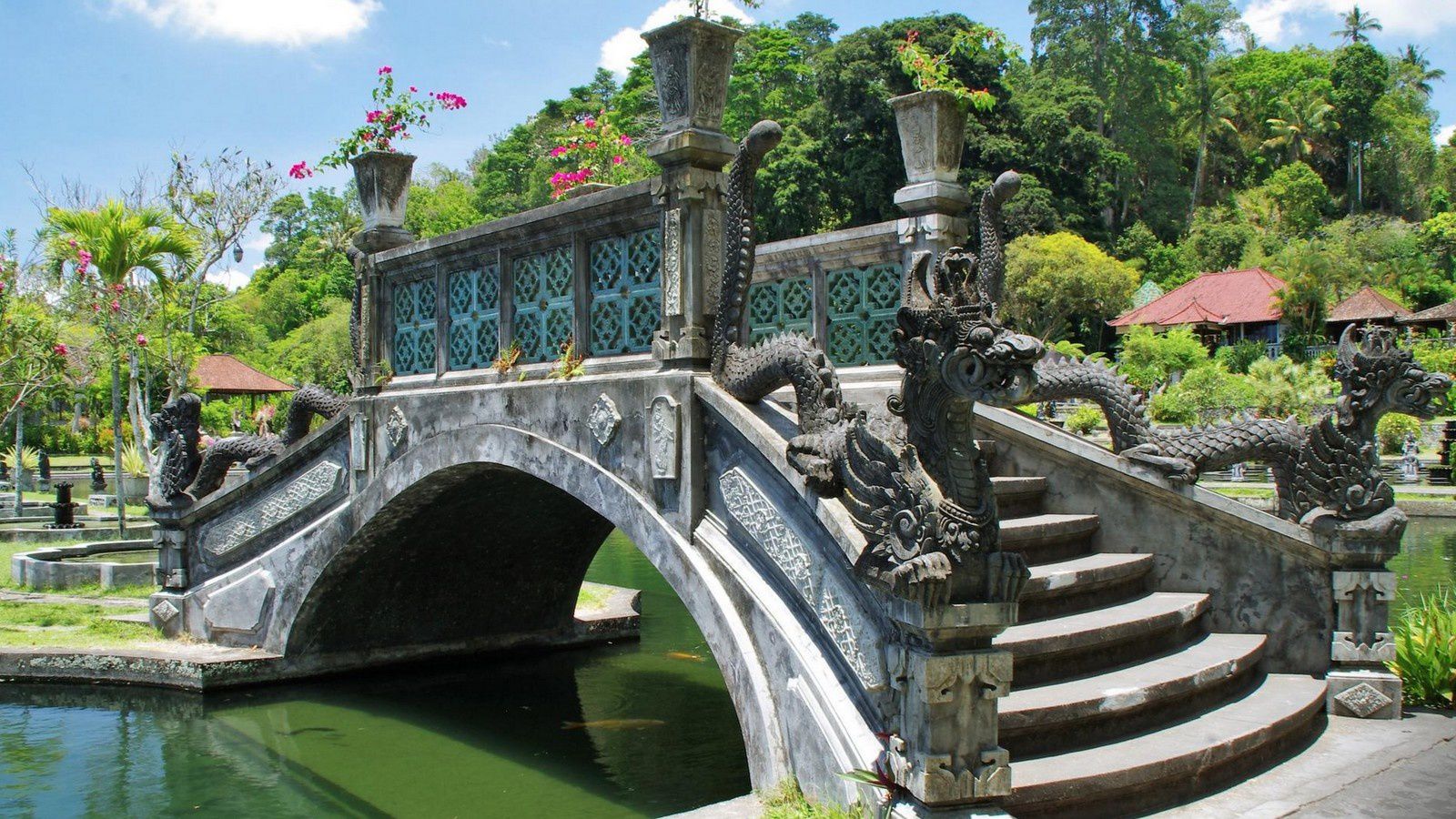 Bali Taman Ujung  Water Palace Amlapura Karangasem  Le 