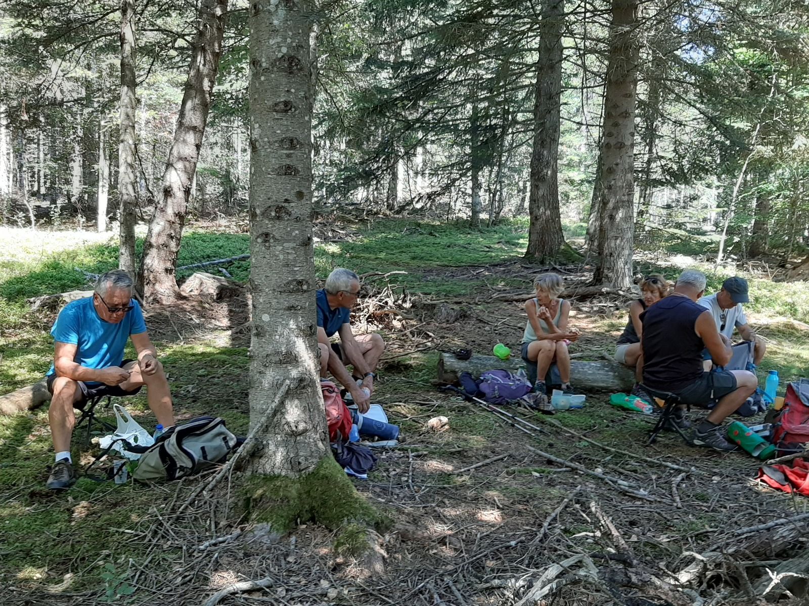 JEUDI 20 AOUT ; 1er groupe ; COL DES LIMITES Le blog de lespiedsplats