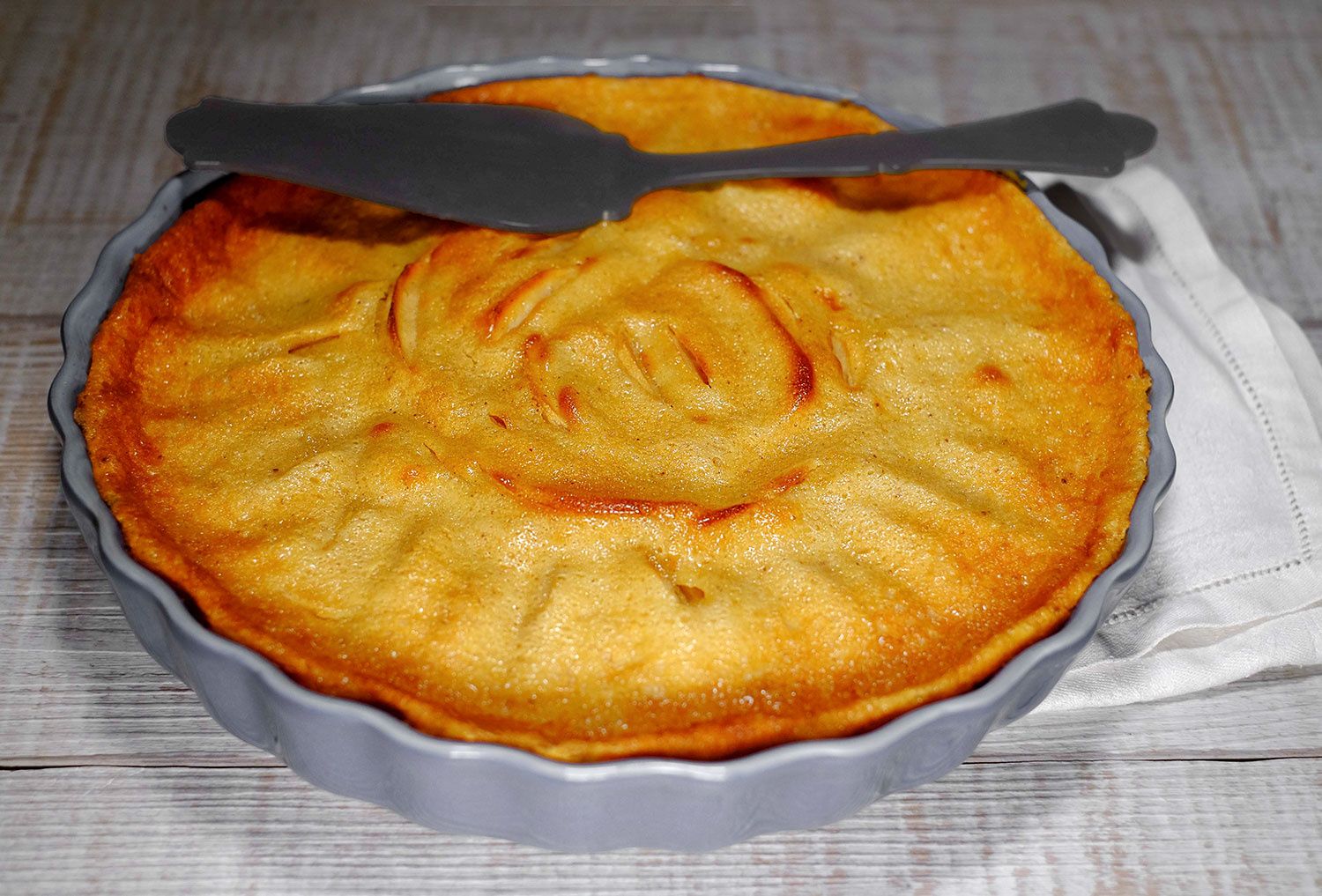Tarte Gateau Aux Pommes Et A La Cannelle Et Si C Etait Bon Tarte Gateau Aux Pommes Et A La Cannelle Et Si C Etait Bon