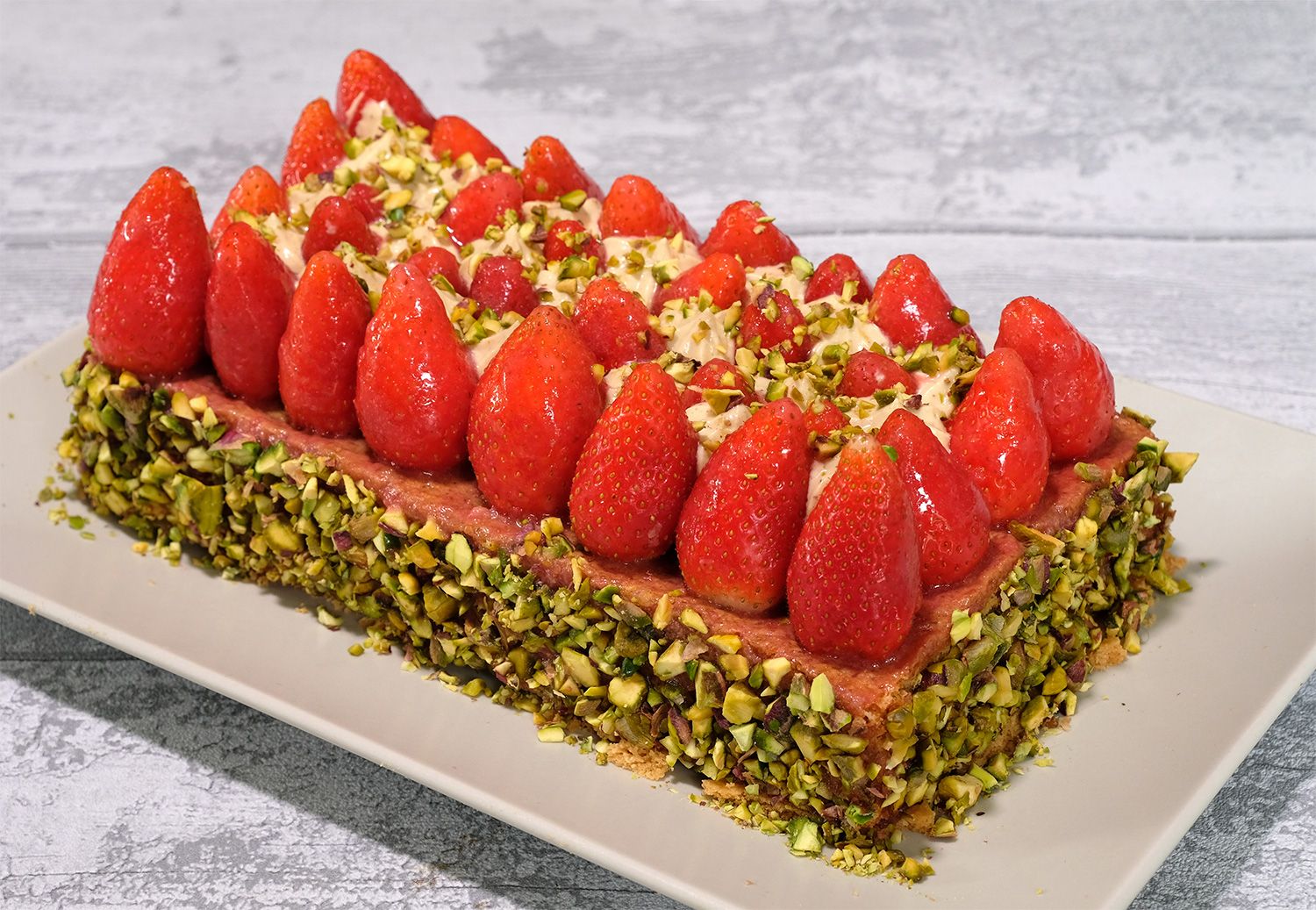 Tarte A La Pistache Et Aux Fraises Facon Christophe Michalak Et Si C Etait Bon