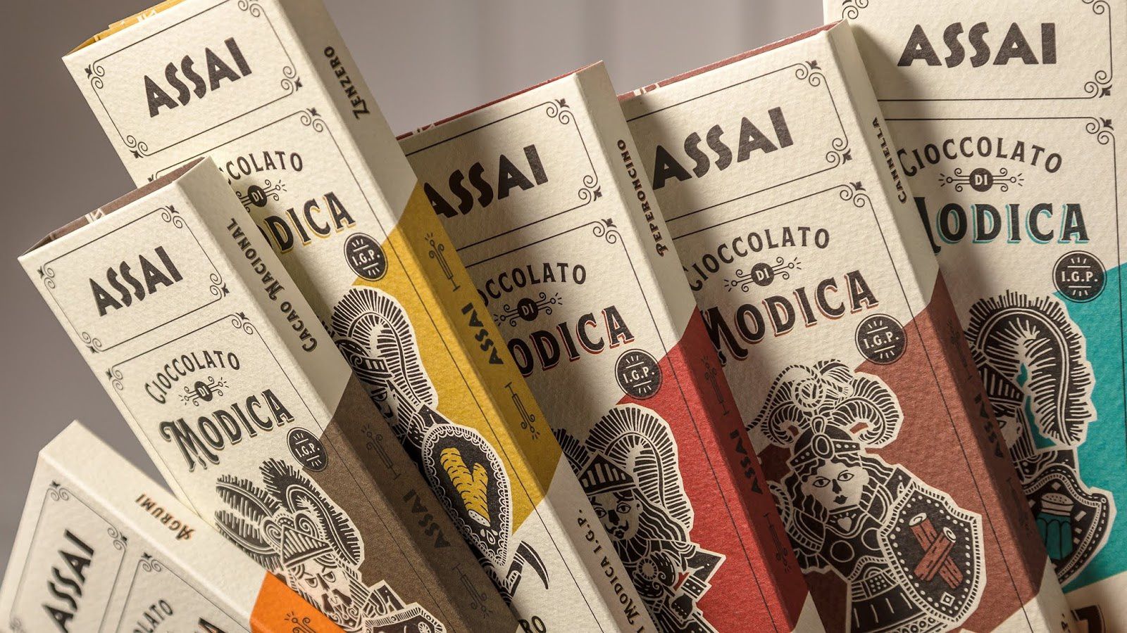 ASSAI Modica Chocolate (chocolat artisanal inspiré du théâtre de marionnettes sicilien "Opera dei Pupi") I Design : Happycentro, Verone, Italie (juin 2019)