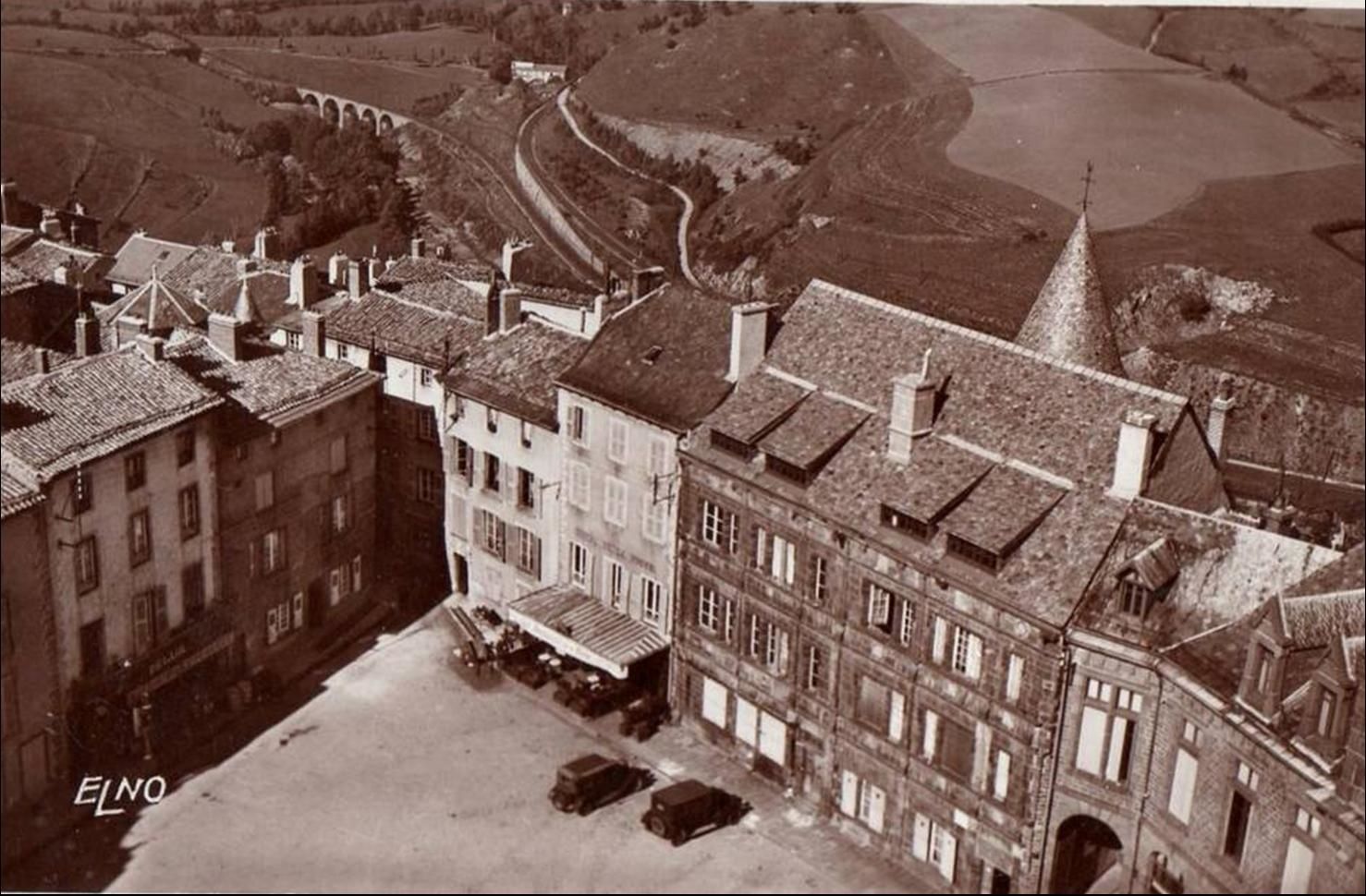 Places et fontaines  du Haut St Flour