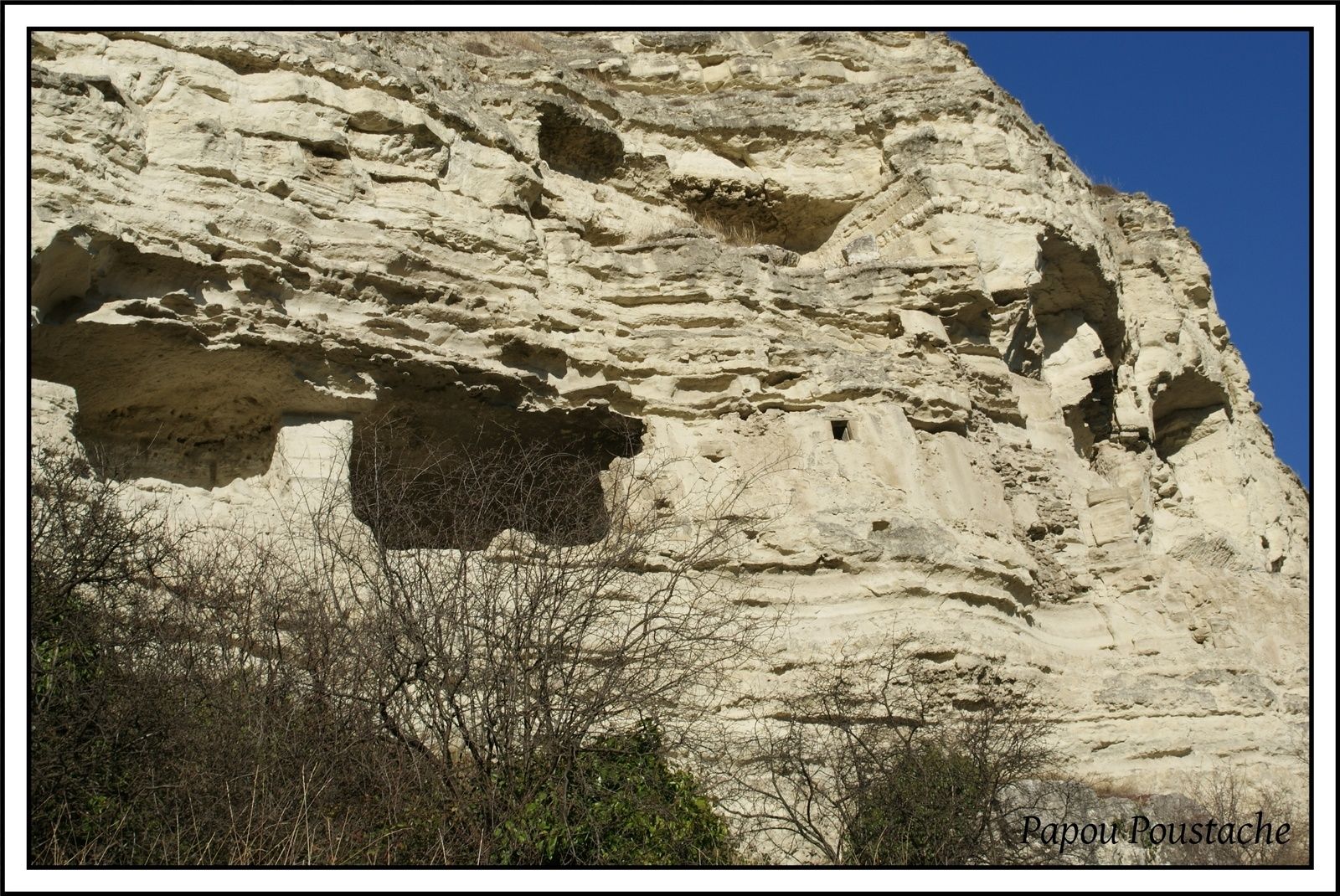 Les grottes troglodytes de la Roche Blanche