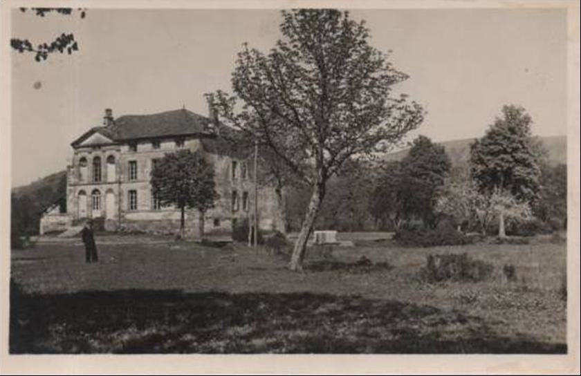 Les villages du Cantal :Yolet