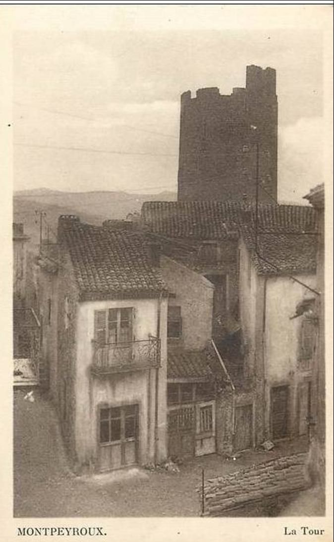 Montpeyroux:            La porte et la tour