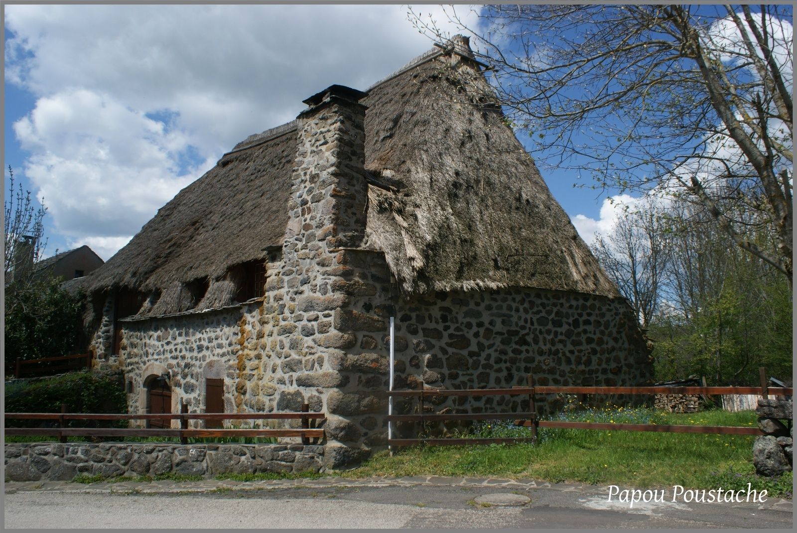 Les toits de Chaume à Moudeyres