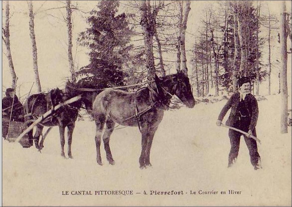 le courrier dans le Cantal en 1900