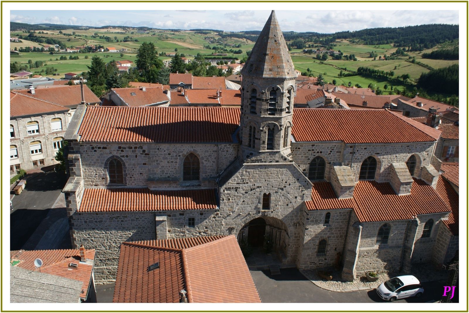Saugues
