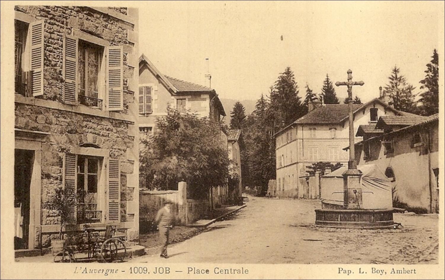Monument et fontaines à Job