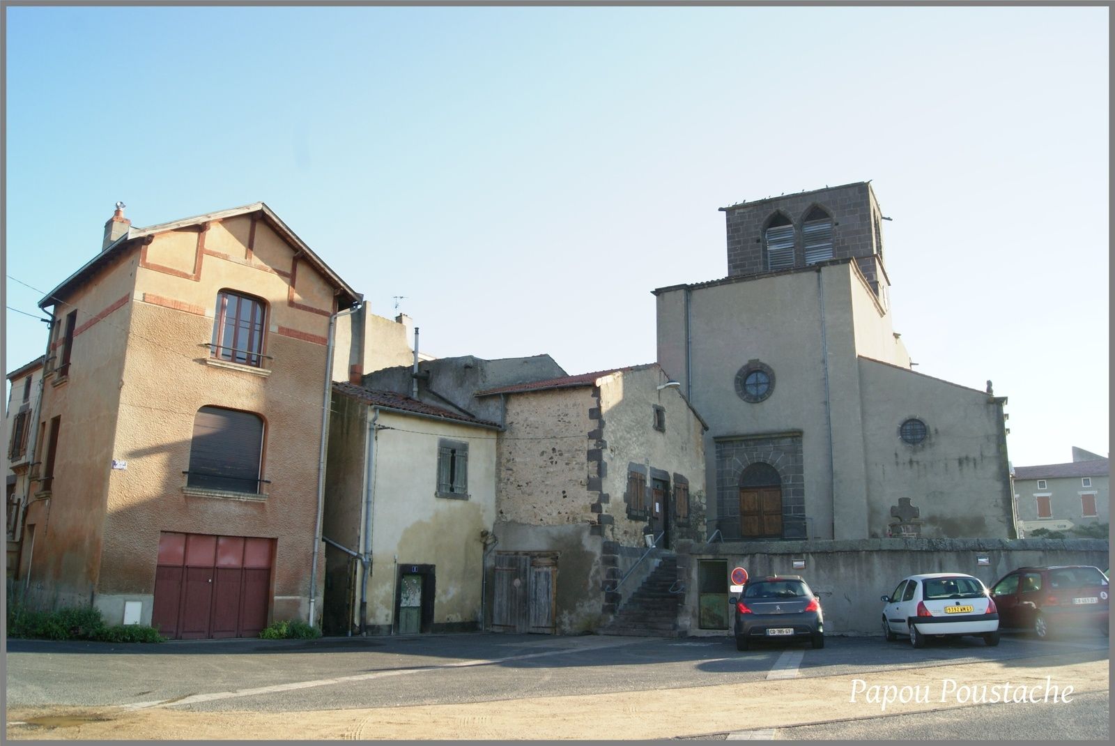 Les rues de St Bonnet près de Riom