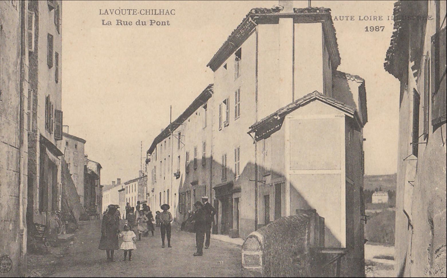 Au hasard dans les rues de Lavoute Chilhac