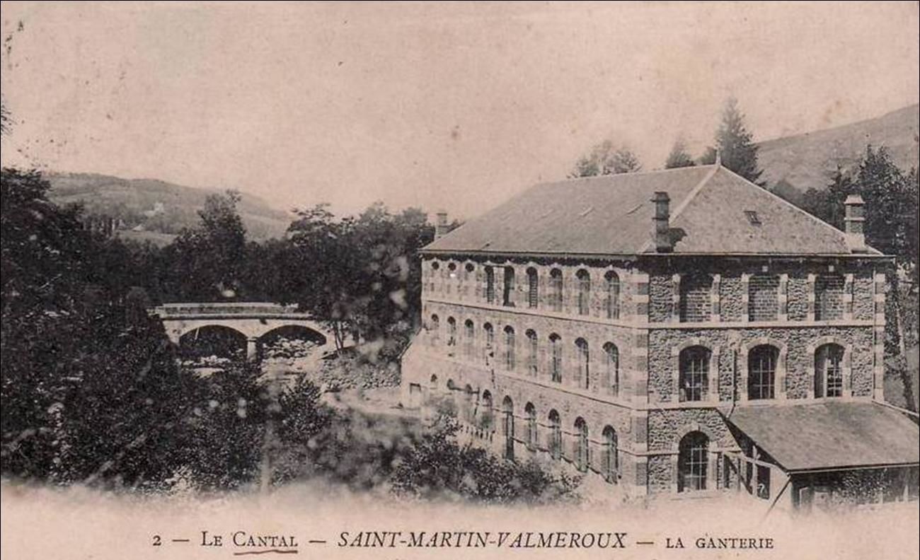 La ganterie de Saint Martin de Valmeroux dans le Cantal