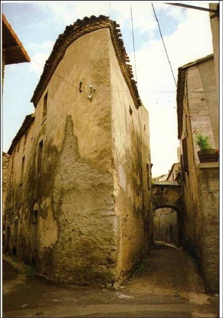 Au hasard dans les rues de Néschers