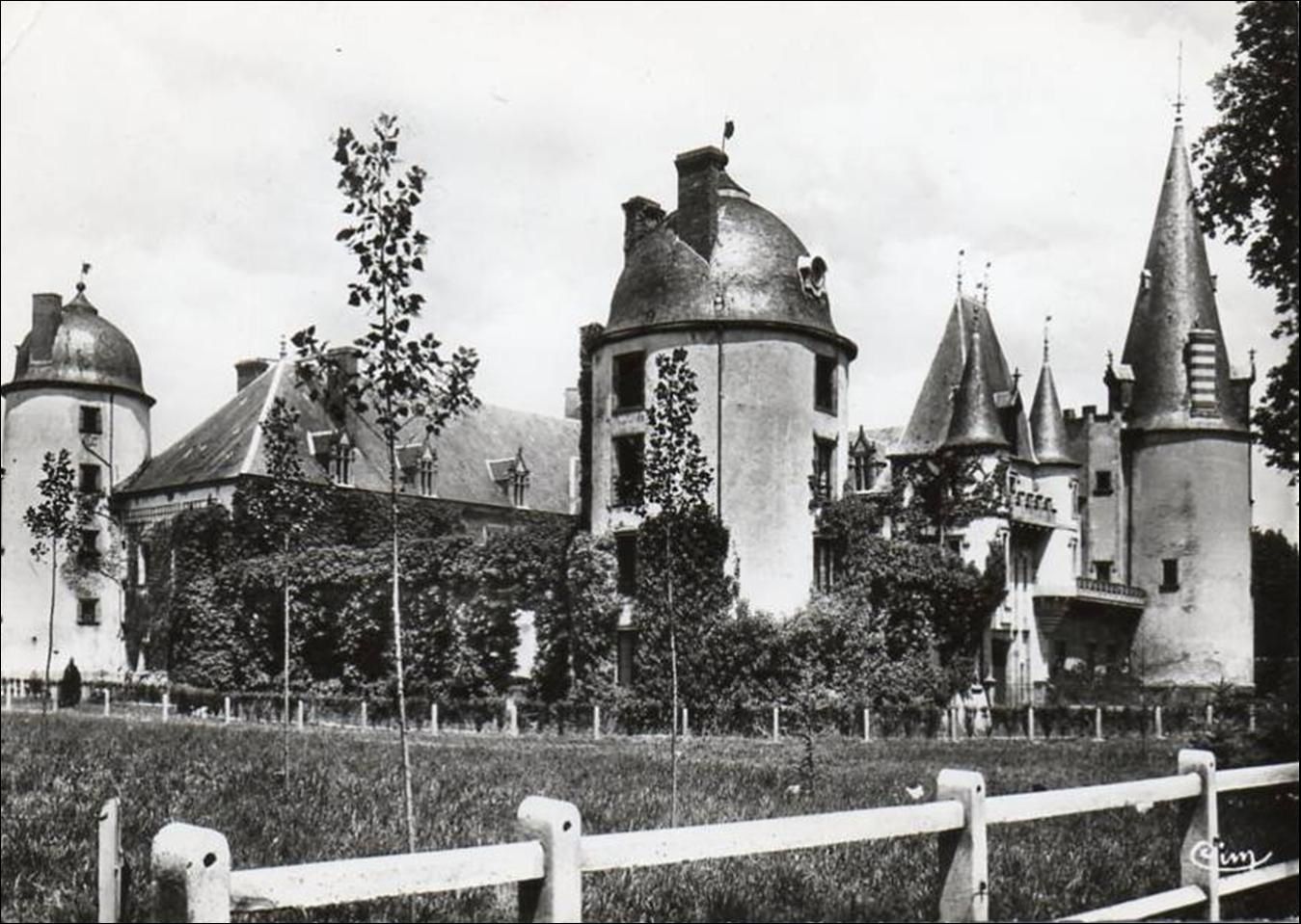 Le château de Saint Cirgues