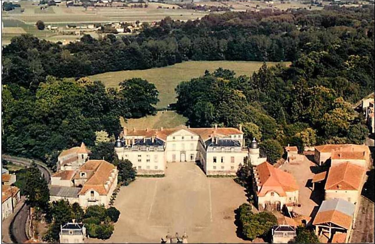 Le chateau de Parentignat