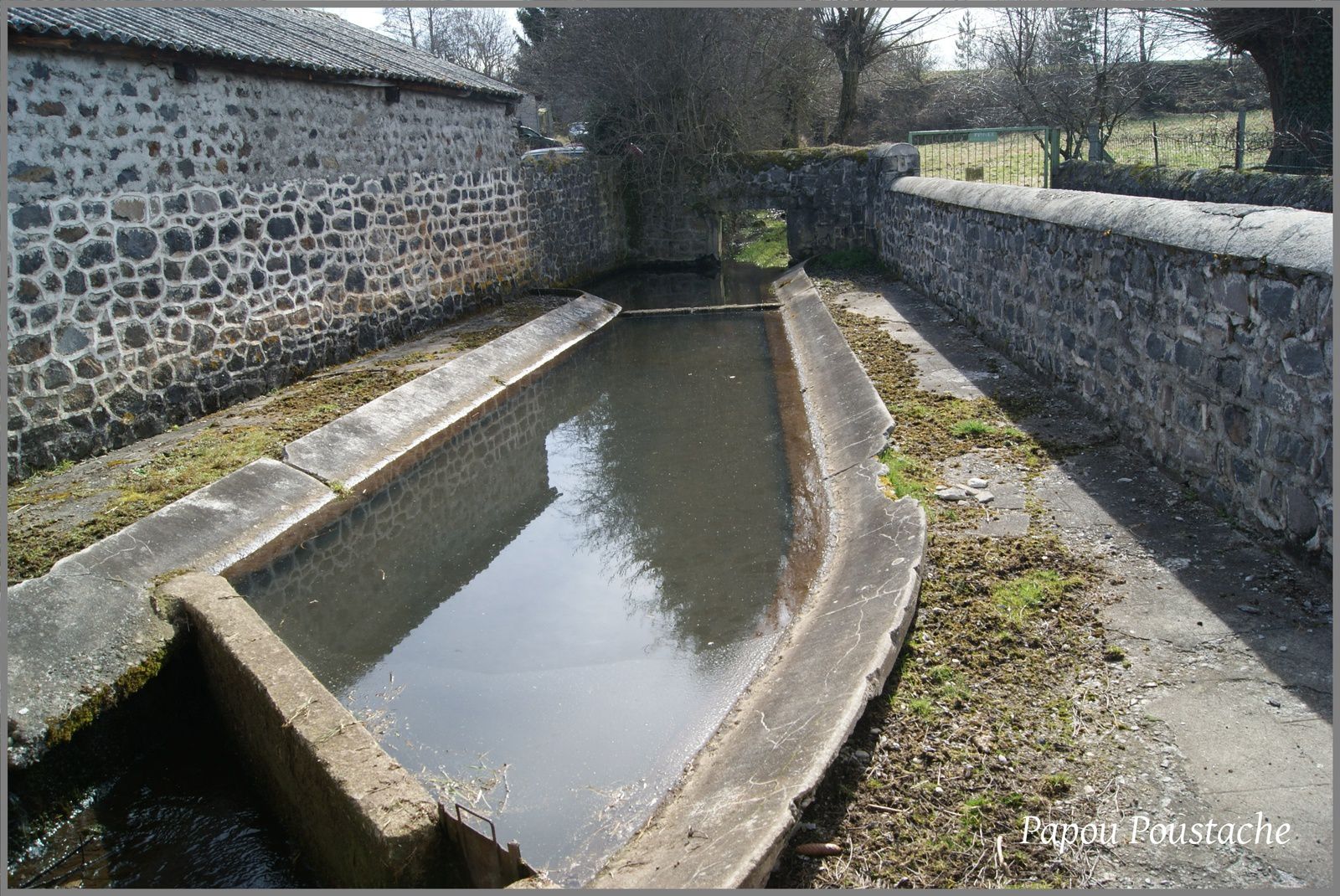 Les places,fontaines et croix à Solignac