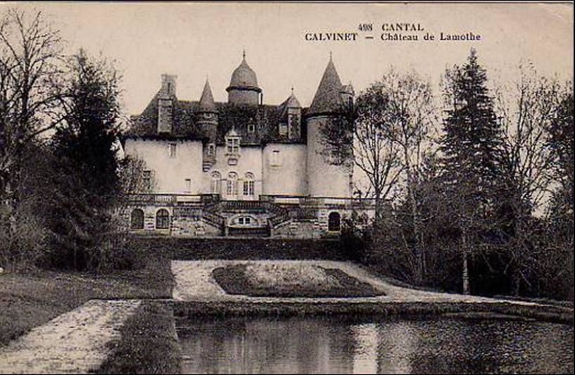 Le Chateau de Lamothe à Calvinet