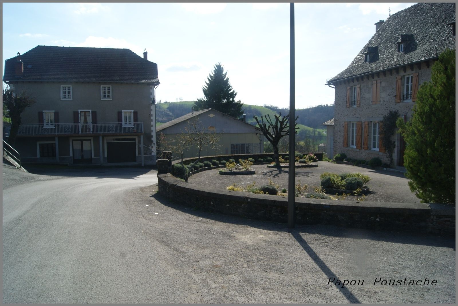 Le village de Leynhac dans le Cantal
