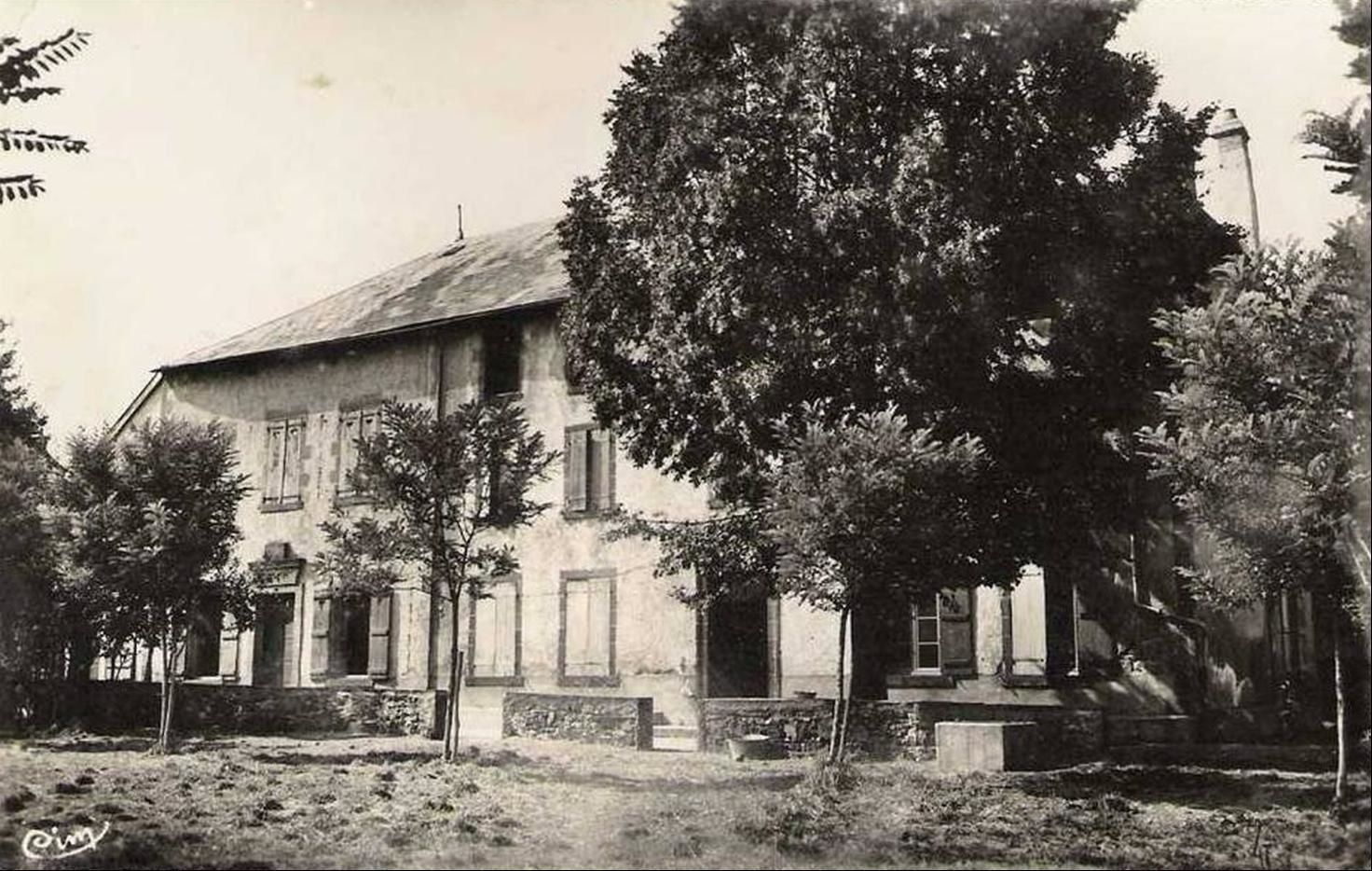 Charbonnières les Varennes d'autrefois