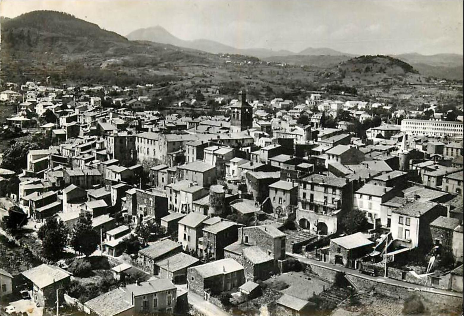 Beaumont dans le Puy de Dome aux années 1950-60