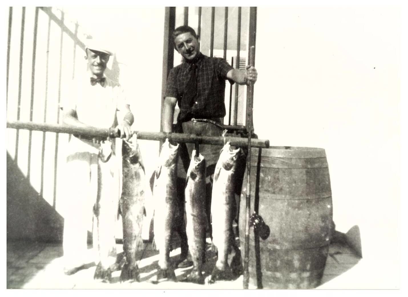 Peche au Saumon dans l'Allier en 1940
