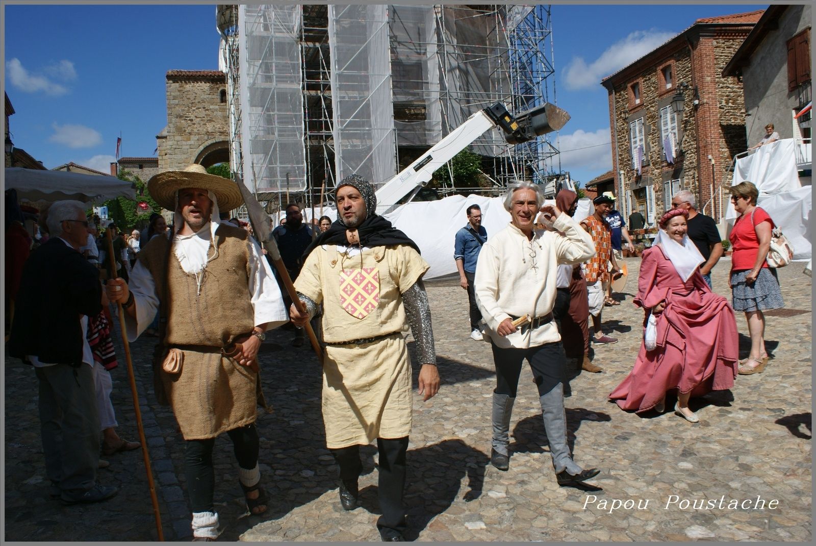 Auzon à l'époque médiévale