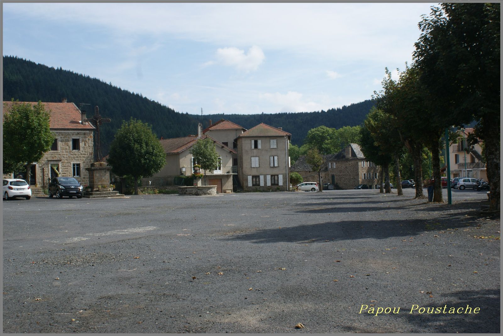 Aux portes de l'Auvergne: Issarlès