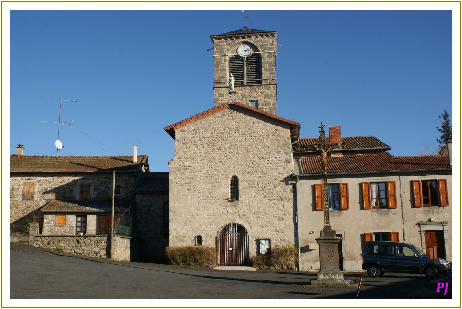  Fayet-Ronaye