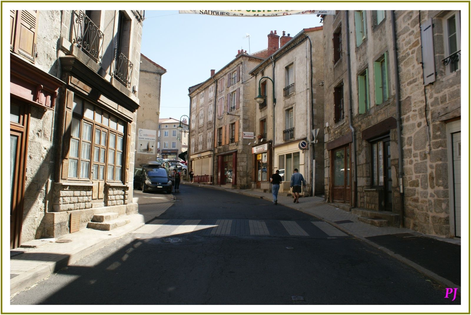  Saugues