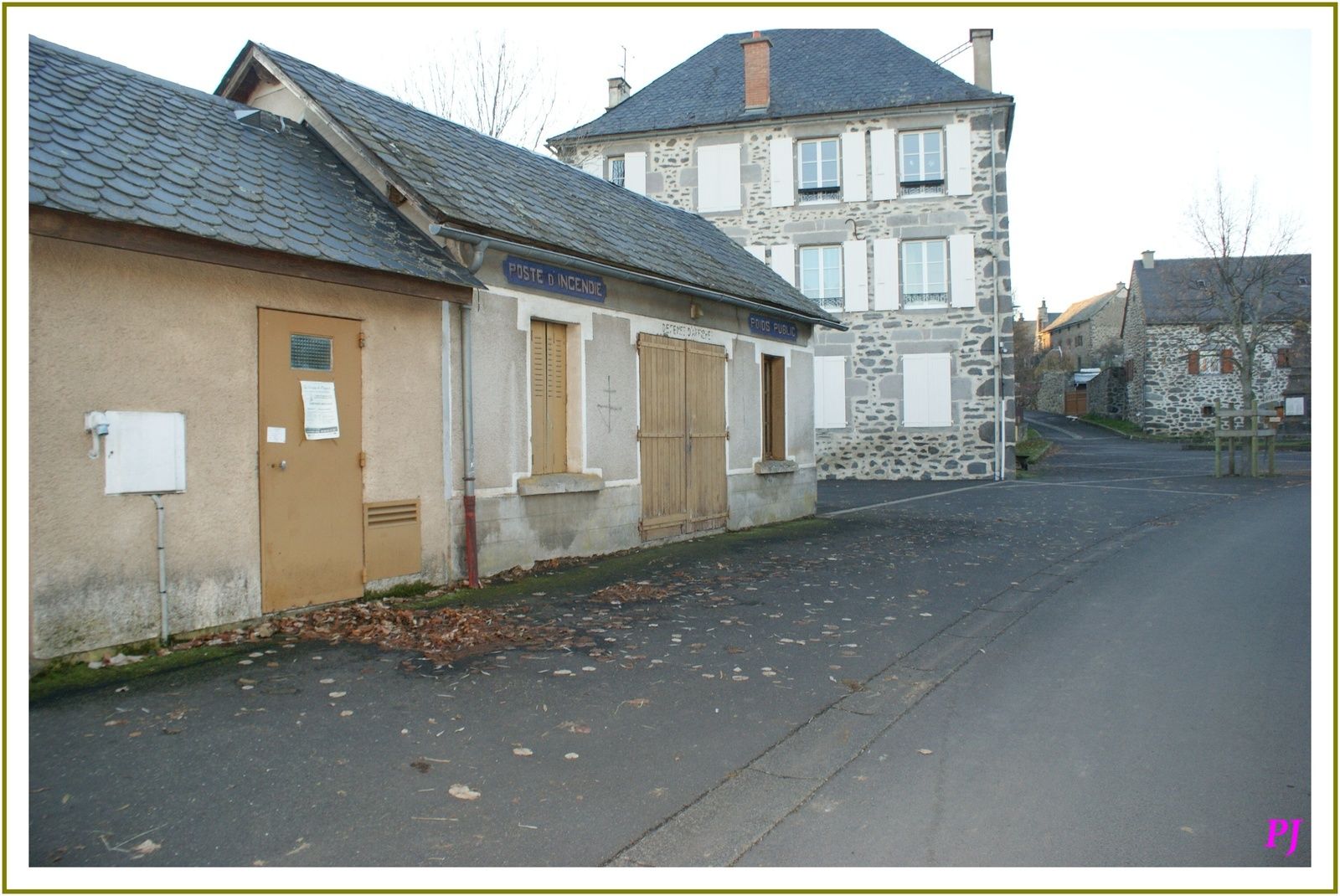  Chalinargues