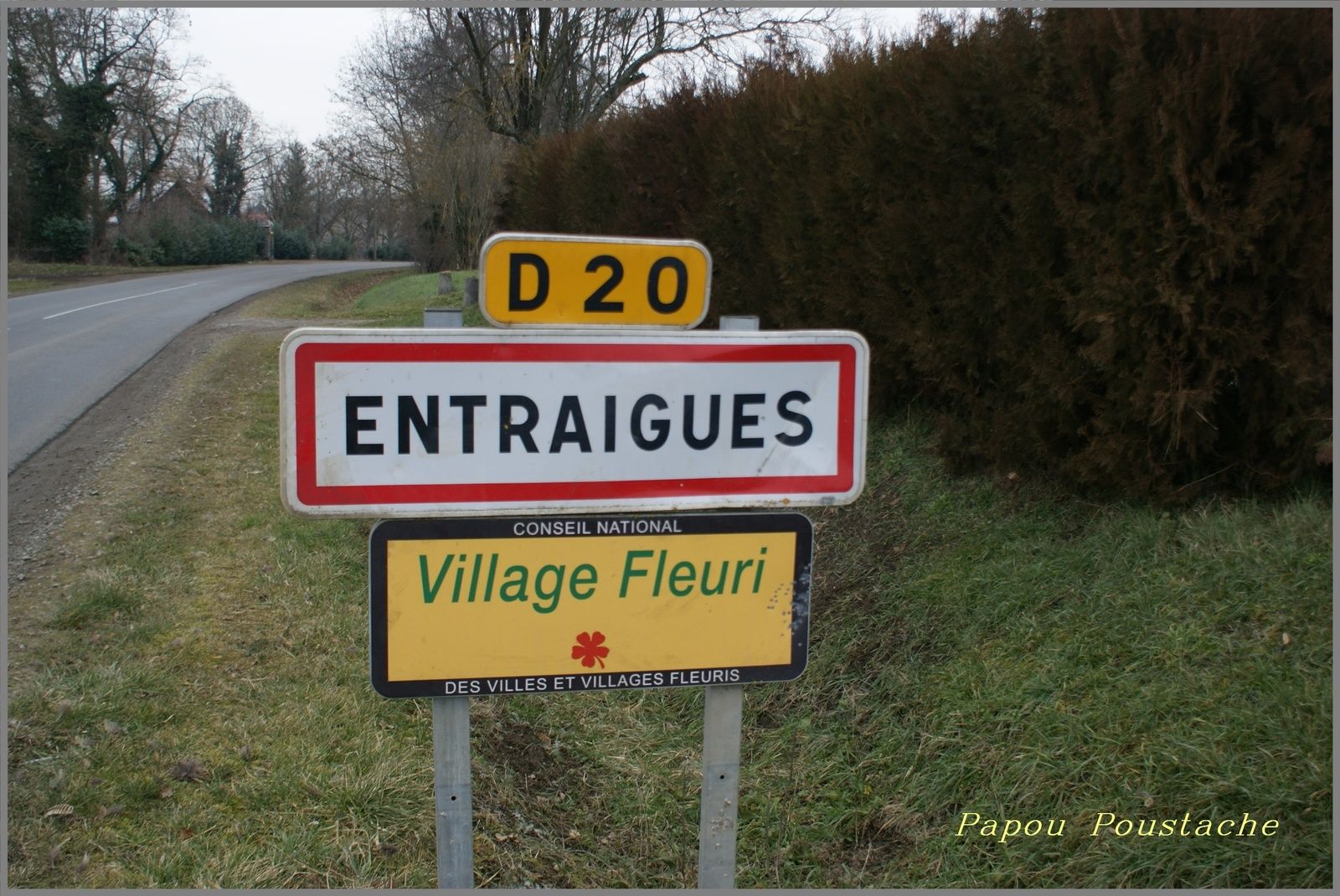 Entraigues