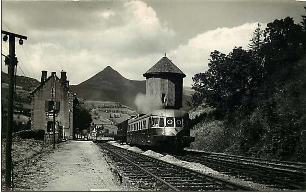 La gare de St Jacques des Blats