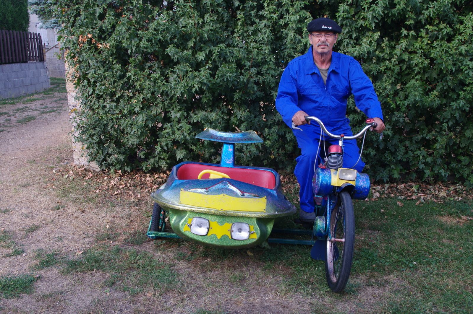 Ils vivent leur passion: Michel et ses Solex