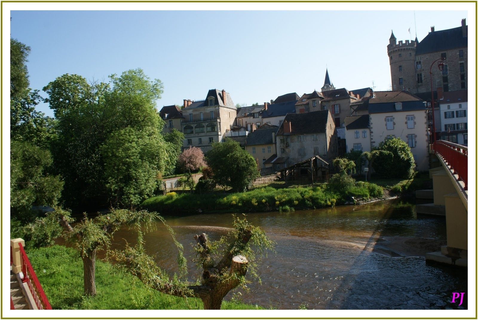 Combien de  Plus Beaux Détours de France en Auvergne ?   7
