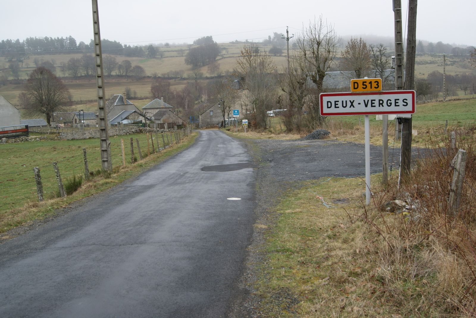 Deux Verges L'Auvergne Vue par Papou Poustache