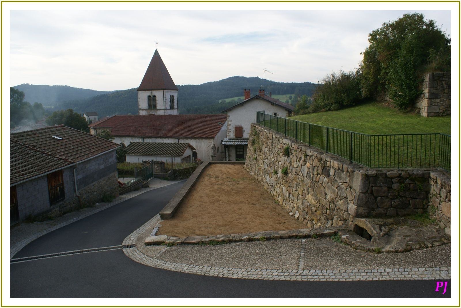      St Bonnet le Chastel