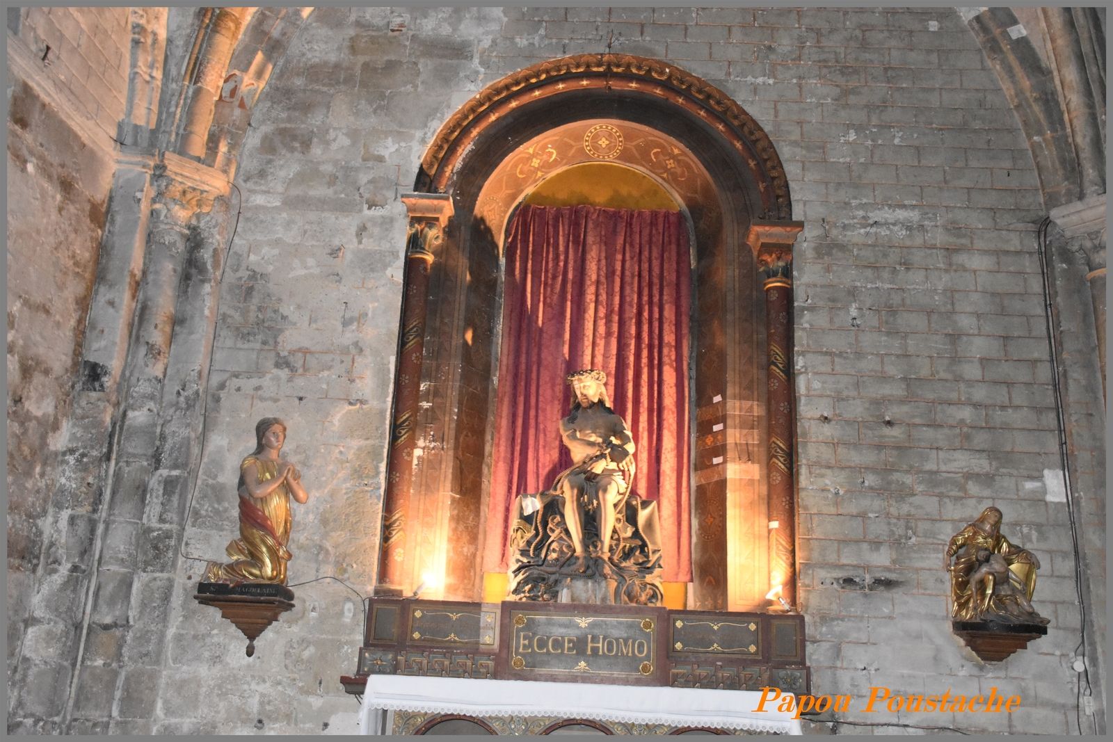 Eglise sainte Croix à Saint Pourçain
