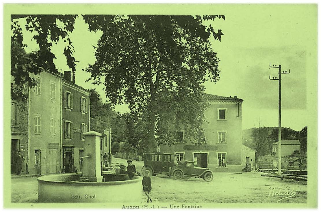 Auzon 1900 à 1942 en photos
