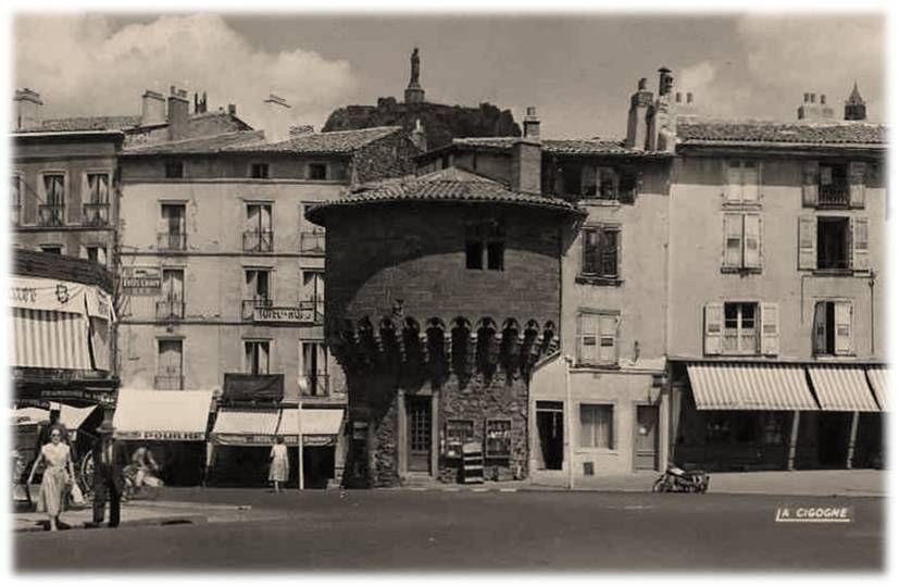 Le Puy en Velay des années 60 en 60 photos