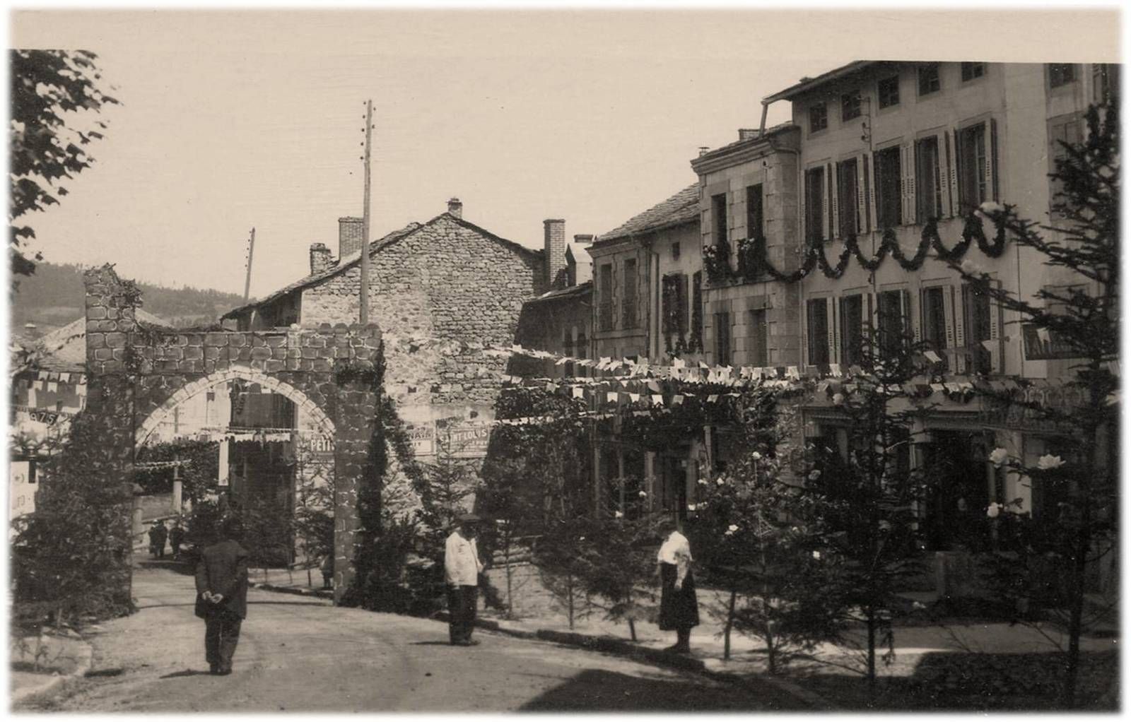 Le Puy en Velay des années 60 en 60 photos