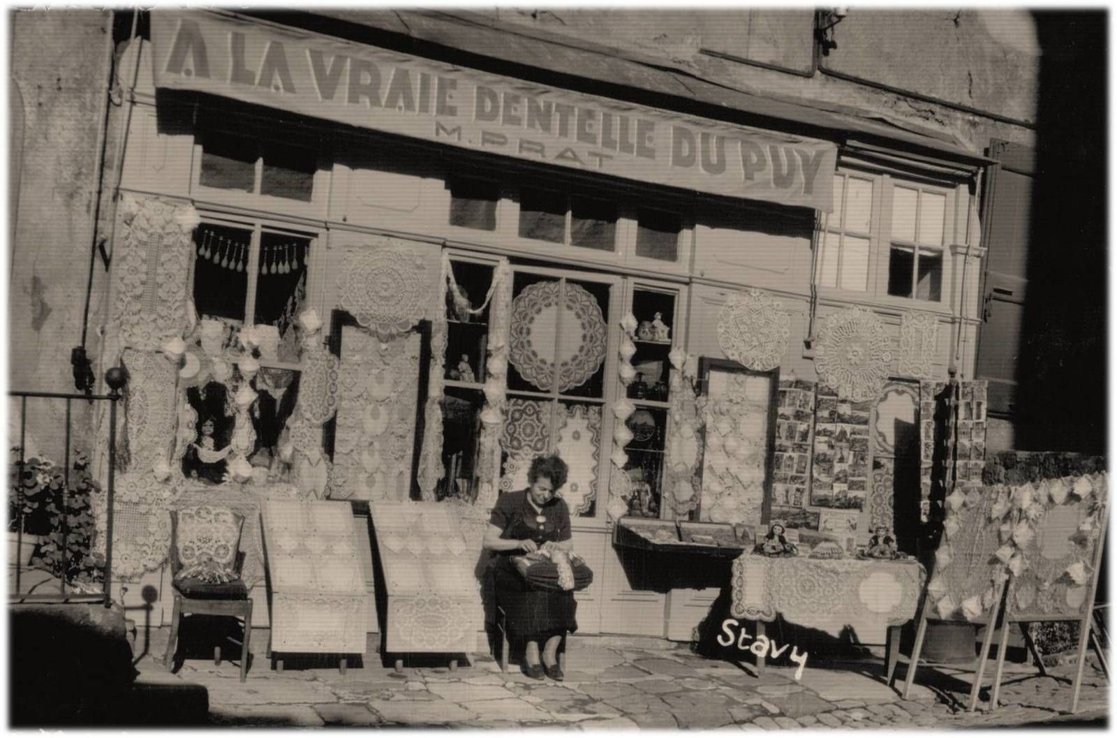 Le Puy en Velay des années 60 en 60 photos