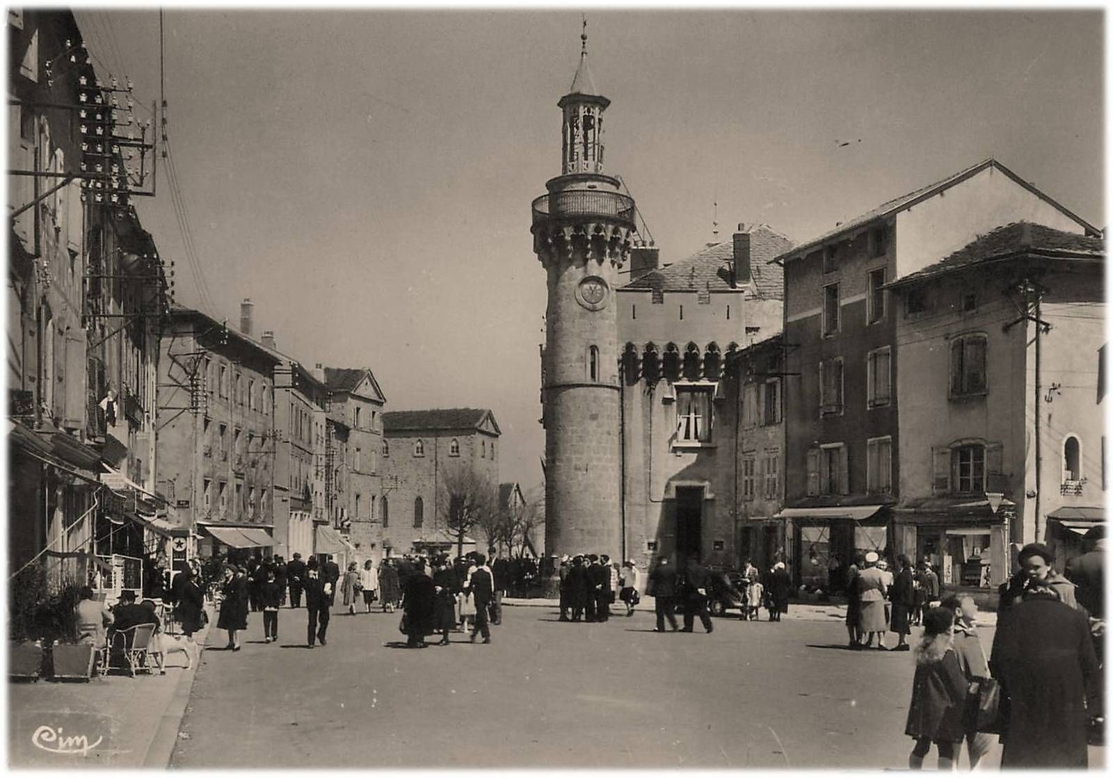 Yssingeaux des années 60 en 60 images