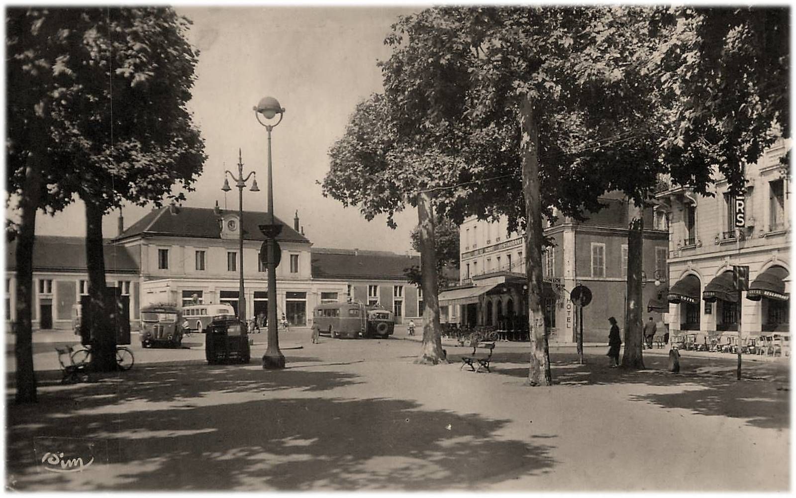 Montluçon aux années 60 en 60 photos