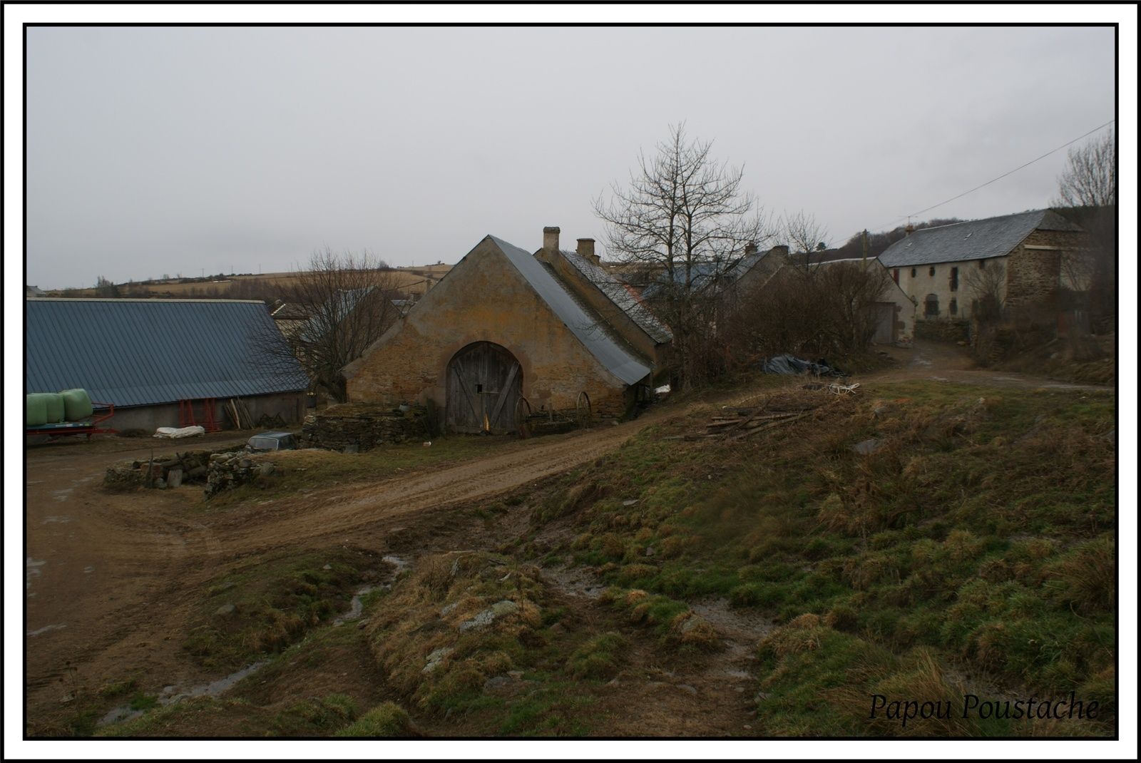 Un hameau au hasard