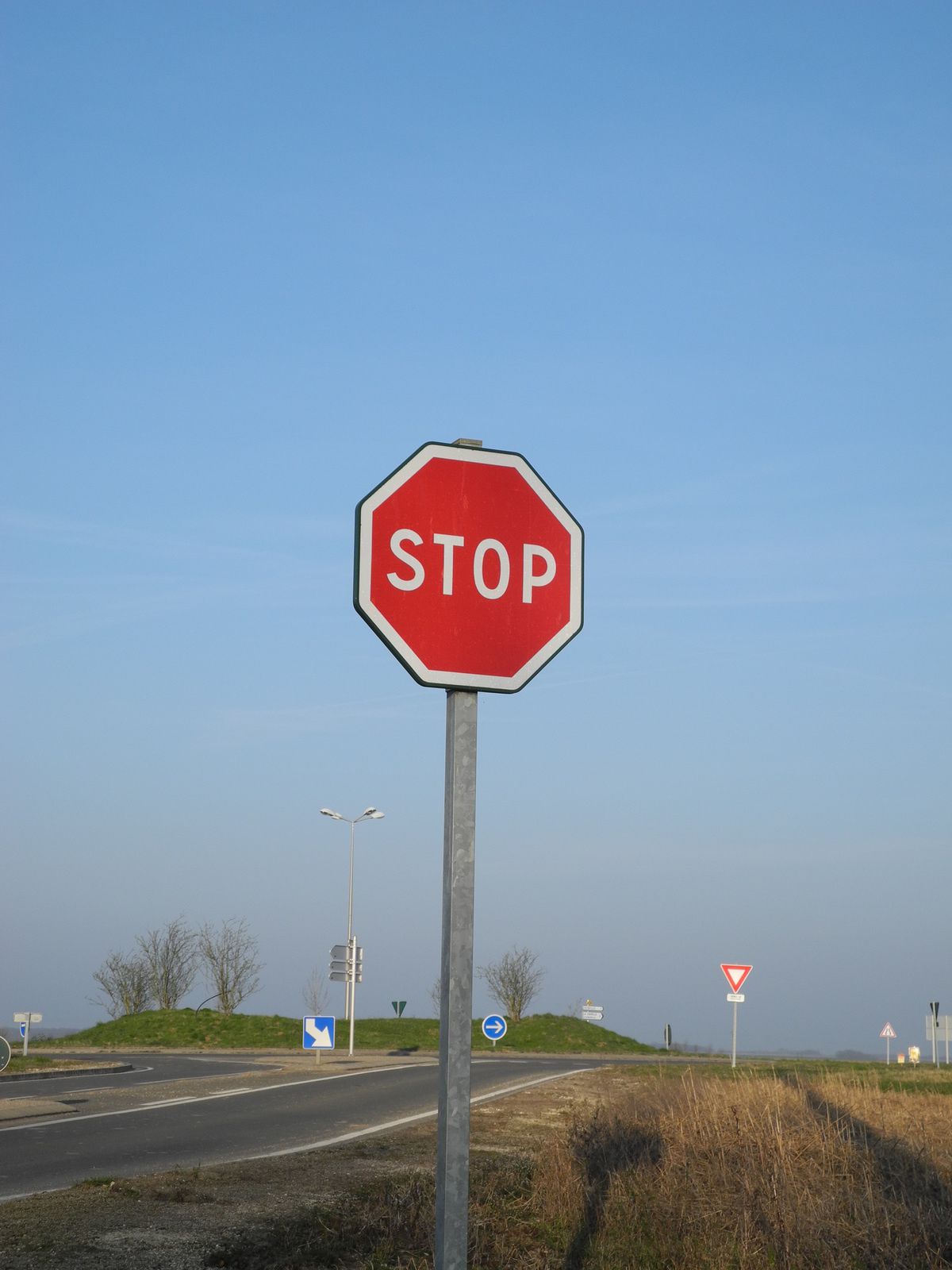 Non respect du panneau "STOP" - Maître Xavier MORIN, Avocat permis de  conduire - Avocycles