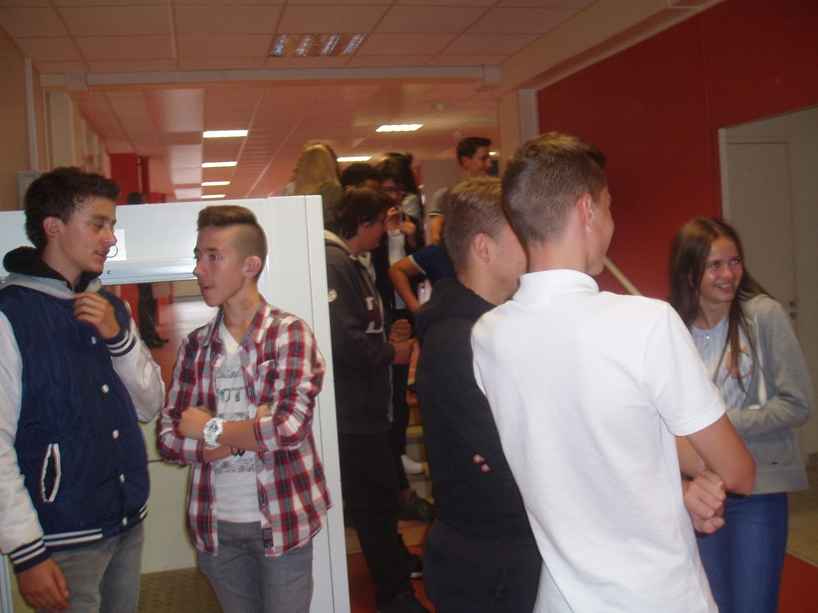 Souvenir la photo de classe 20172018 Le Collège La Fontaine, à St