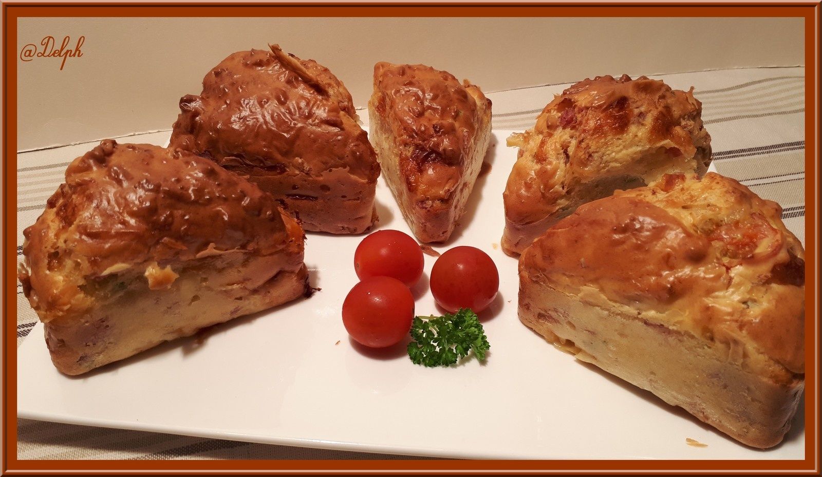 Minis Cakes Bacon Tomates Mozzarella Et Persil Oh La Gourmande