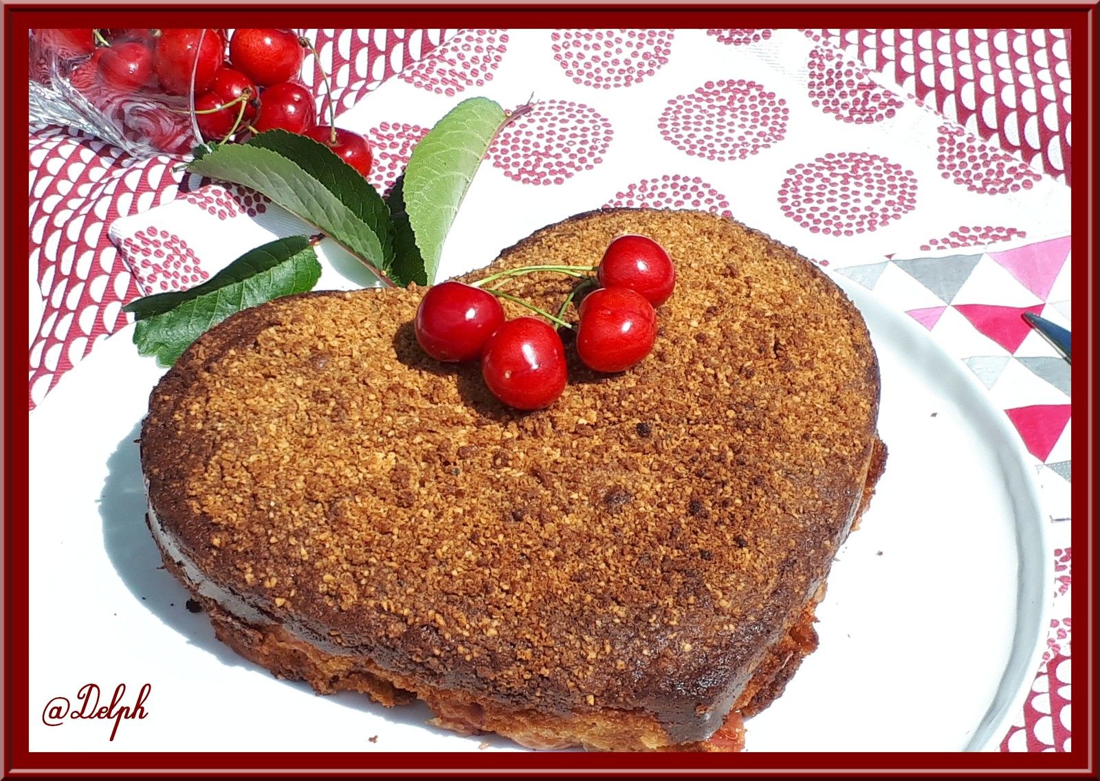Gateau Cerises Et Pralin Oh La Gourmande