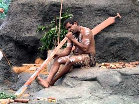 Joueur aborigène de Dideridoo: Spirit of Meditation - Native Didgeridoo. cliquez sur l'image pour accéder à la vidéo.